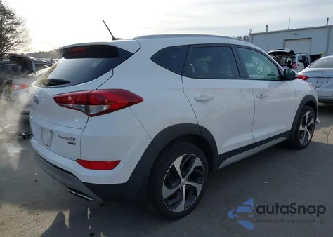 2017 Hyundai Tucson Sport z USA, uszkodzony, nr VIN KM8J3CA2XHU466676